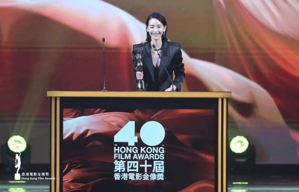 智齿香港片,智齿港片电影有没有彩色版