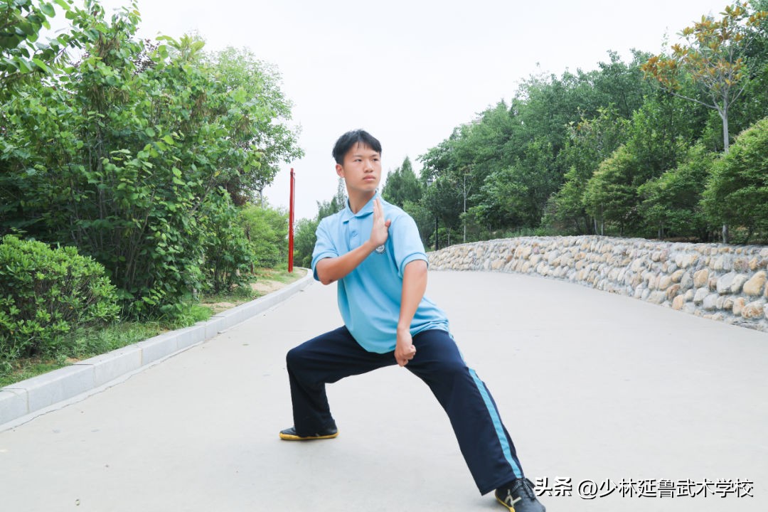 延鲁武校上完高中可以上大学吗,延鲁武校高三学生多少分能进大专