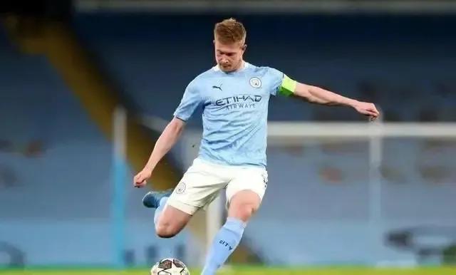 巴西足坛十大中场巨星,世界足坛十大中场