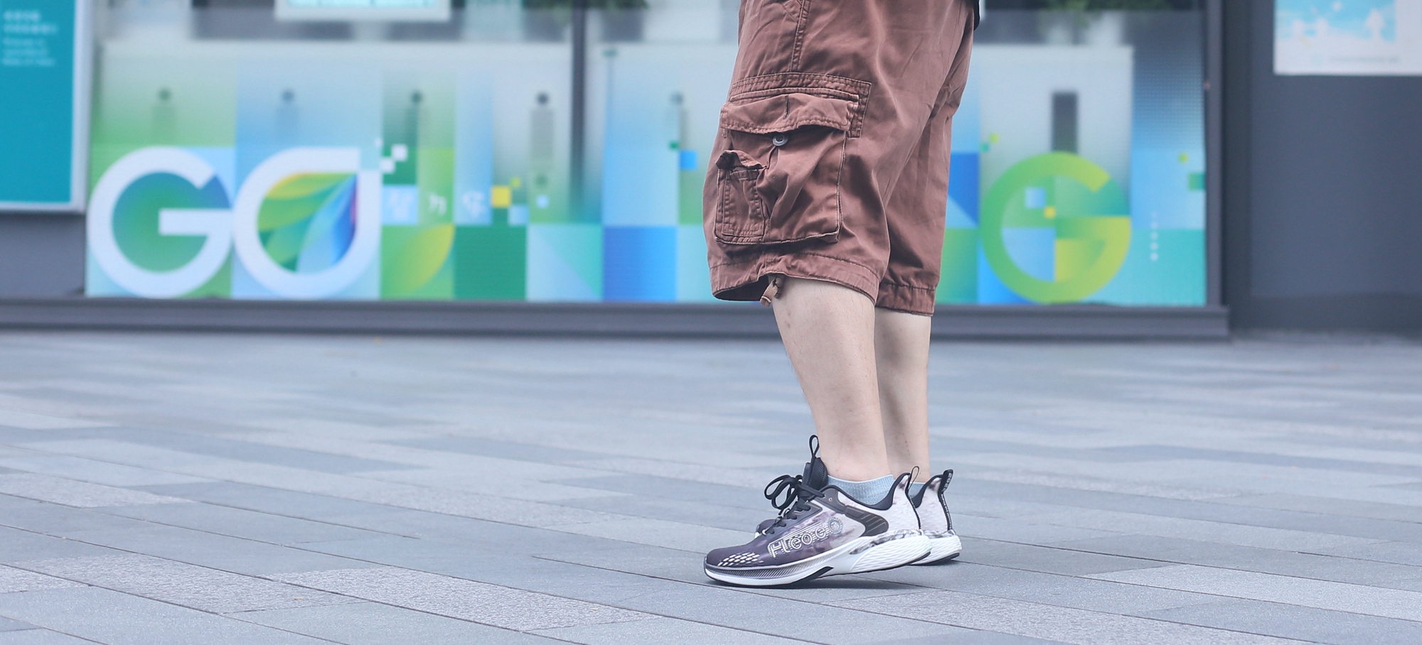 鞋子加智能芯片会有什么体验？坲洛一奥智能跑鞋