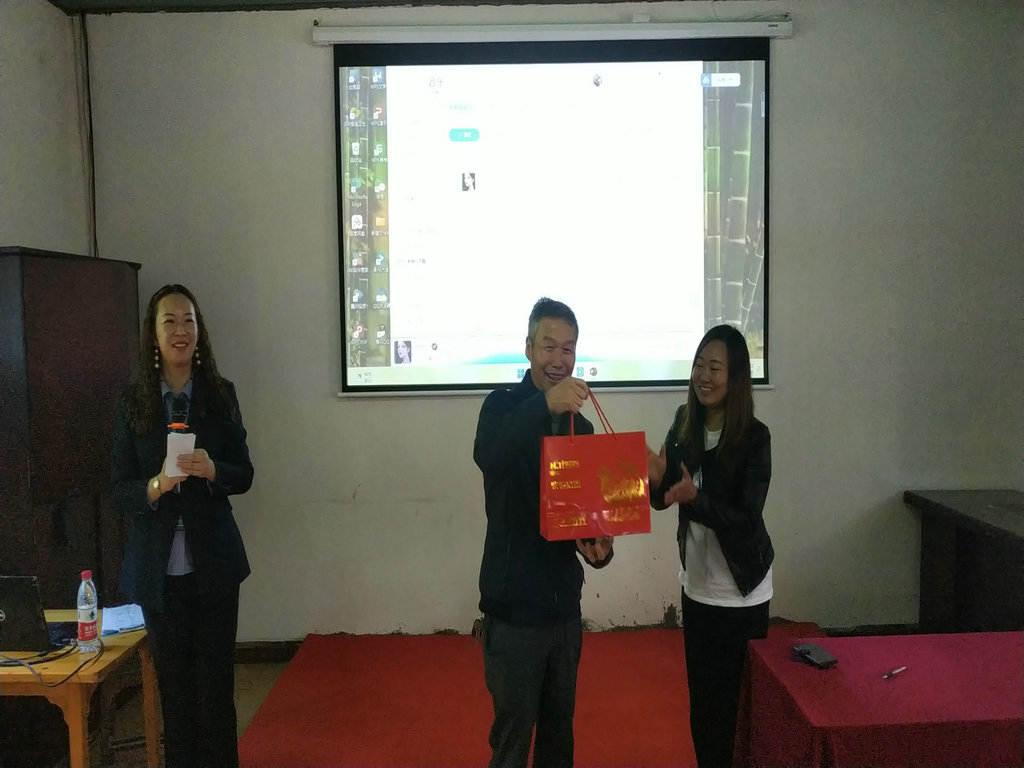 怀化第六届运动会游泳比赛,怀化鹤城泳协漂流