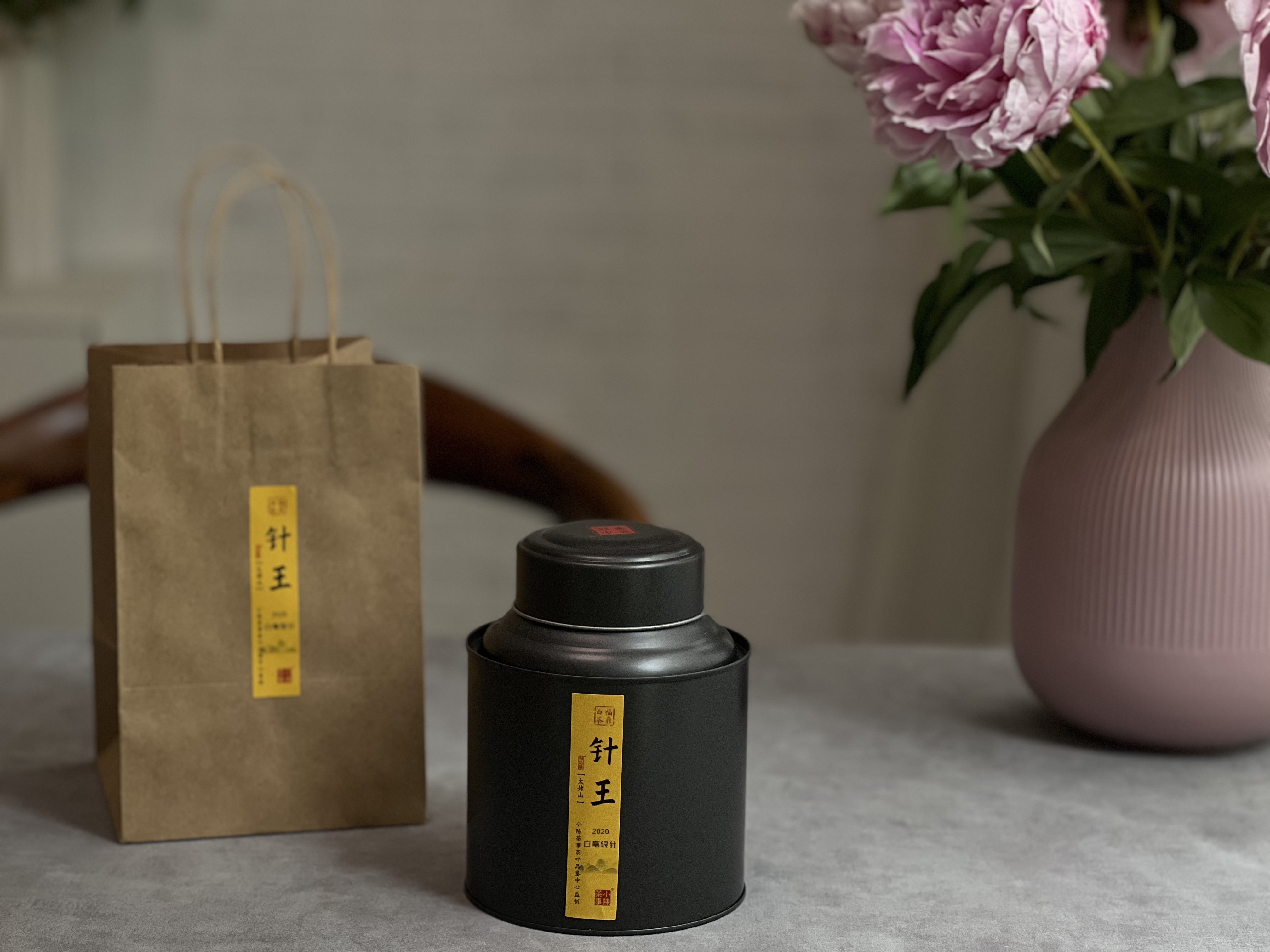 紫砂白茶专用储存罐,白茶密封储茶罐图