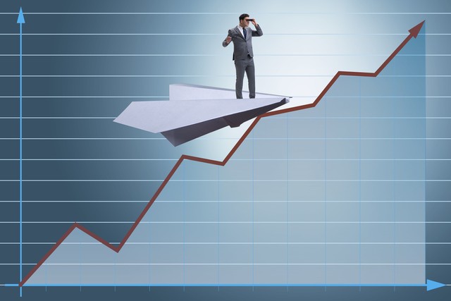 北大高材生40天狂赚一个亿,上节目被质疑履历造假,他是如何应对