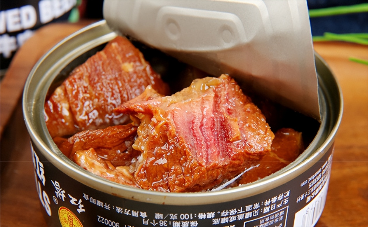 他坚称乌克兰可以“指望我们”