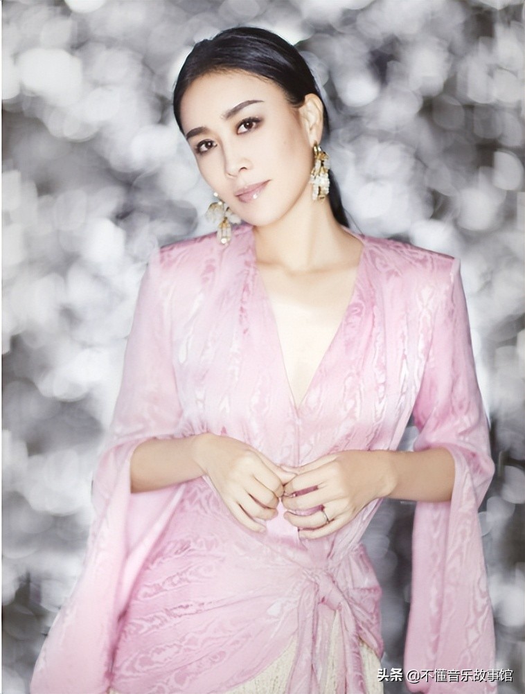 中国十大殿堂级女高音歌唱家排名,中国十大殿堂级女歌手