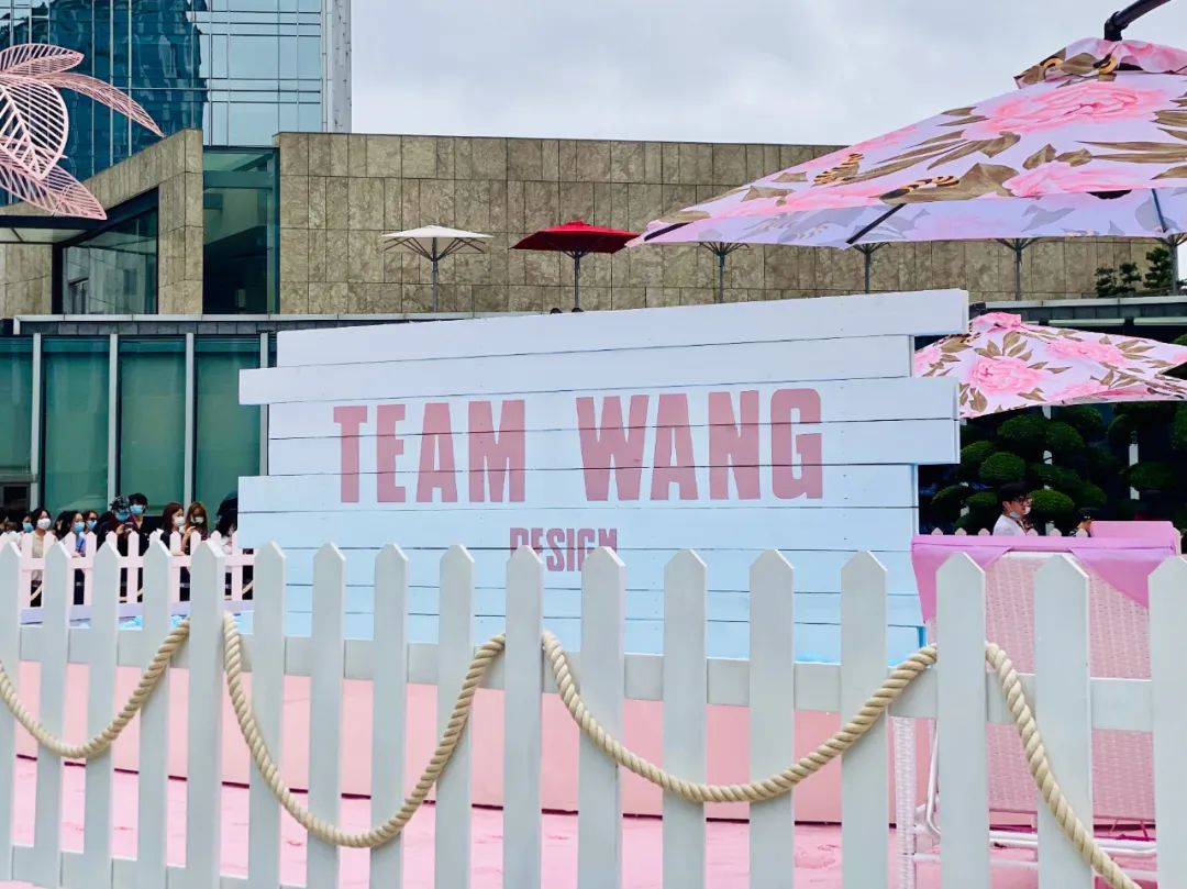 同样是快闪店,看燕京啤酒、PUMA、唐老鸭5大品牌如何玩出新高度