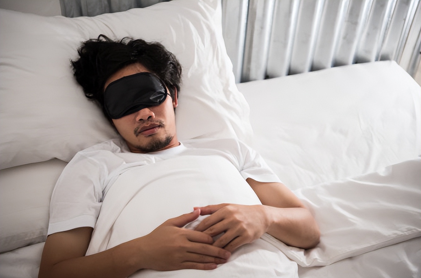 清晨*房行**事有什么好处？医生：这些好处，别害羞，多了解没坏处