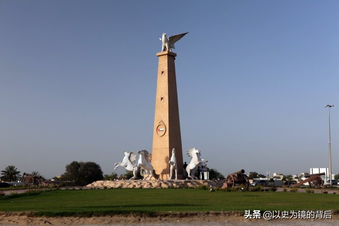 阿联酋7个酋长国贫富差距,阿联酋有哪七个酋长关系