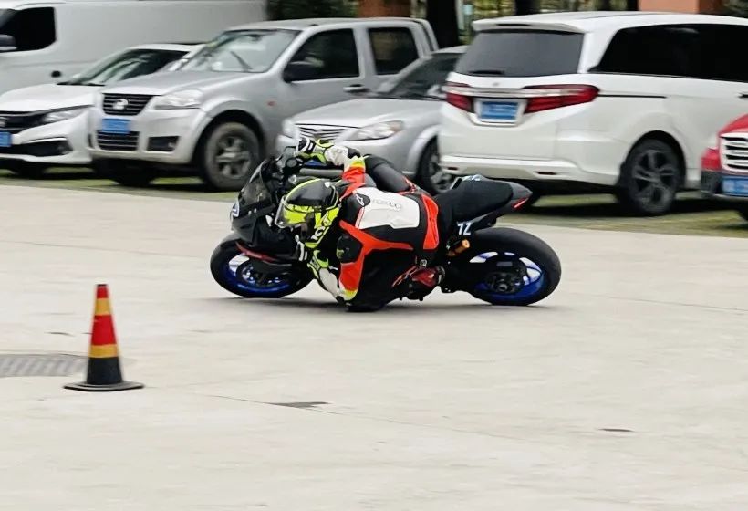 椋為拱rm35鍜岄泤椹搱r3瀹炶溅瀵规瘮,椋為拱rm35鍜岄泤椹搱r3