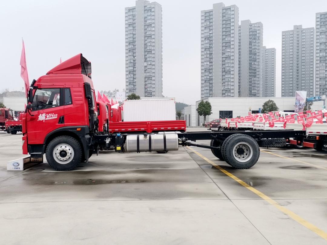 十堰龙信国际汽车城东风小康,十堰龙信国际汽车城二手车过户