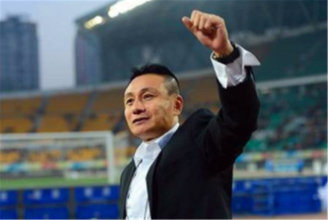 金球奖和足球先生哪个含金量最高,世界足球先生和金球哪个含金量高