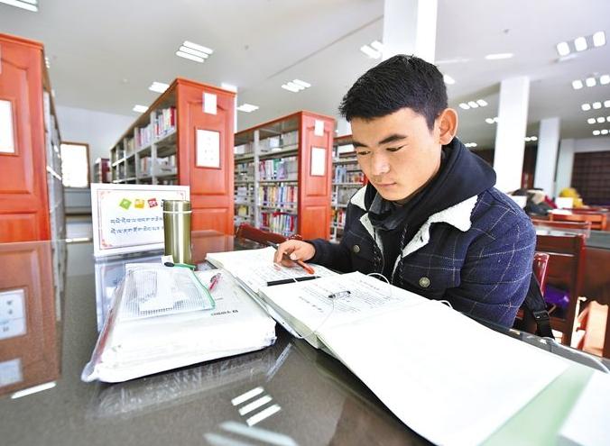 985大学生春季征兵被淘汰，理由让人有些脸红，原来征兵还查这些