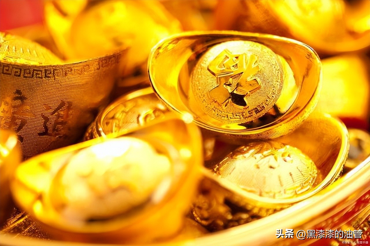 女子把男生送的礼物卖了,前男友送的黄金卖了十几万网友