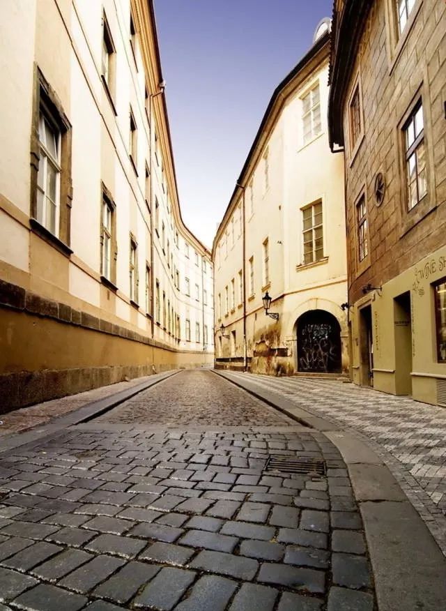 移民欧洲需要知道的常识：风俗、禁忌与城堡