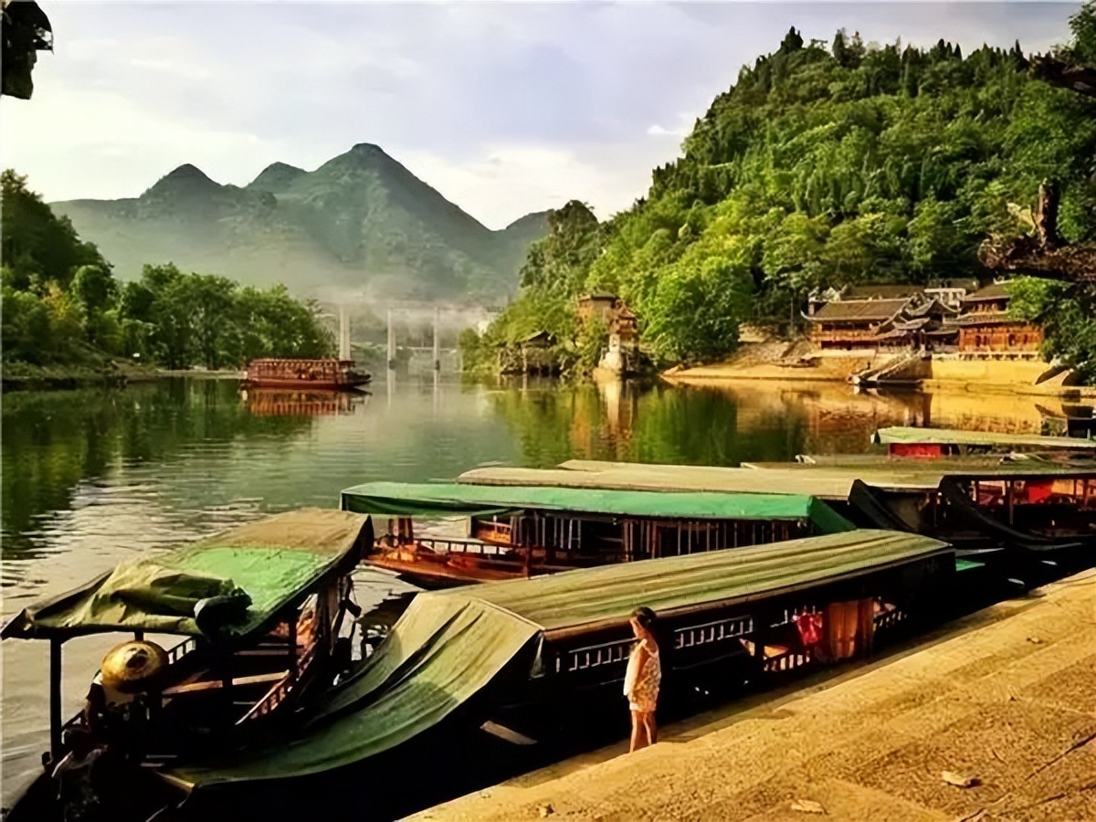 世界上最著名的十大古镇,云南著名古镇景点排名