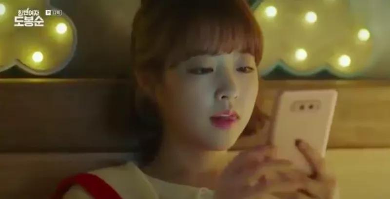 聊着聊着就突然产生好感,聊着聊着就爱上了对方