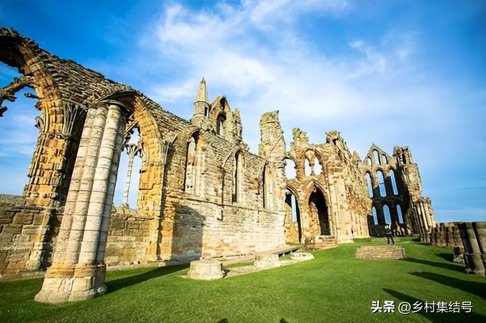 欧洲吸血鬼小镇,探秘吸血鬼小镇