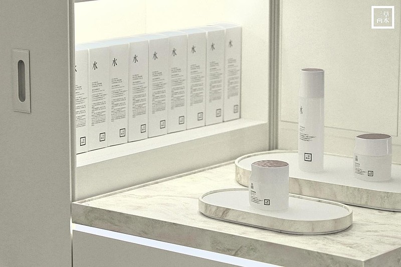 归体验本真，是三草两木门店*局破**之钥