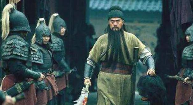 如何评价关羽操作,如何评价关羽优缺点