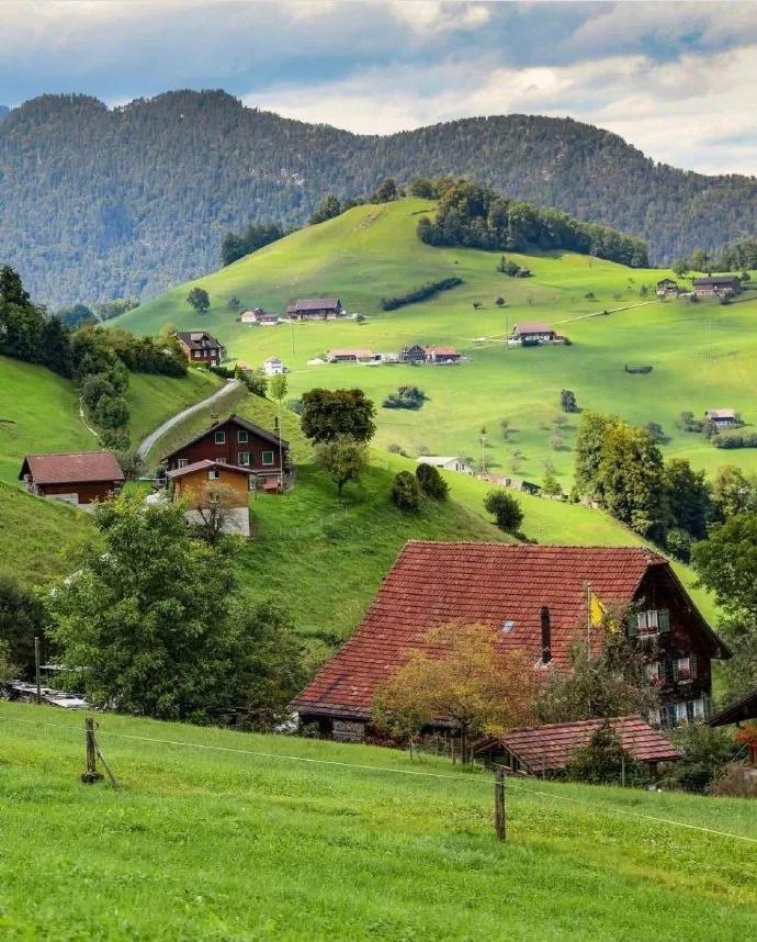 背景图冰岛,瑞士城市风光