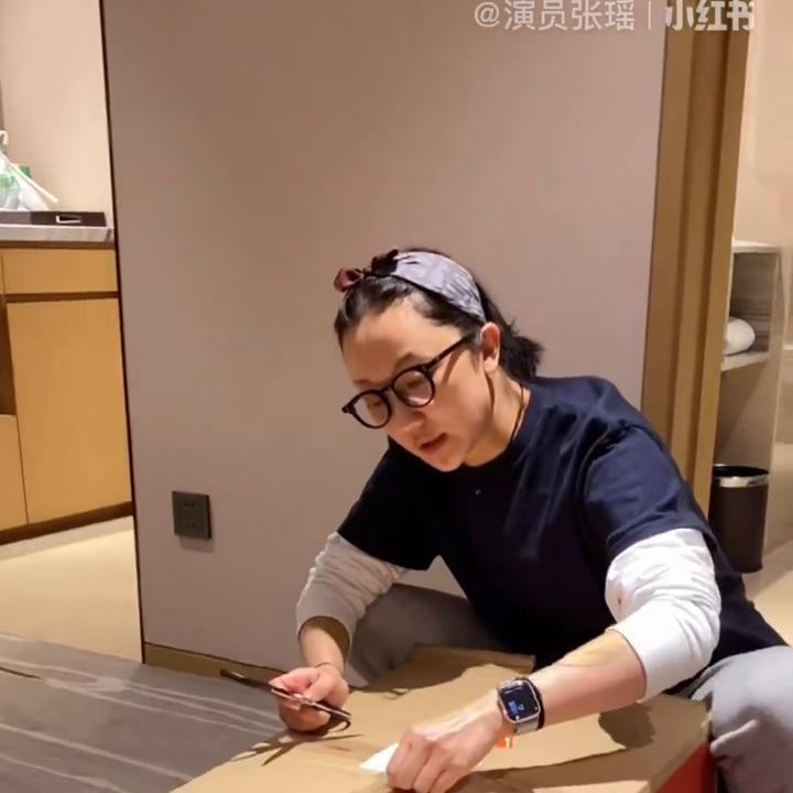 开箱盲盒,开箱苹果13