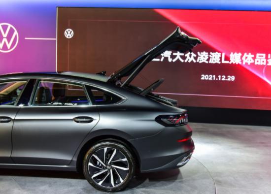 21款凌渡和21款思域哪个值得入手,凌渡1.8t和思域1.5哪个好