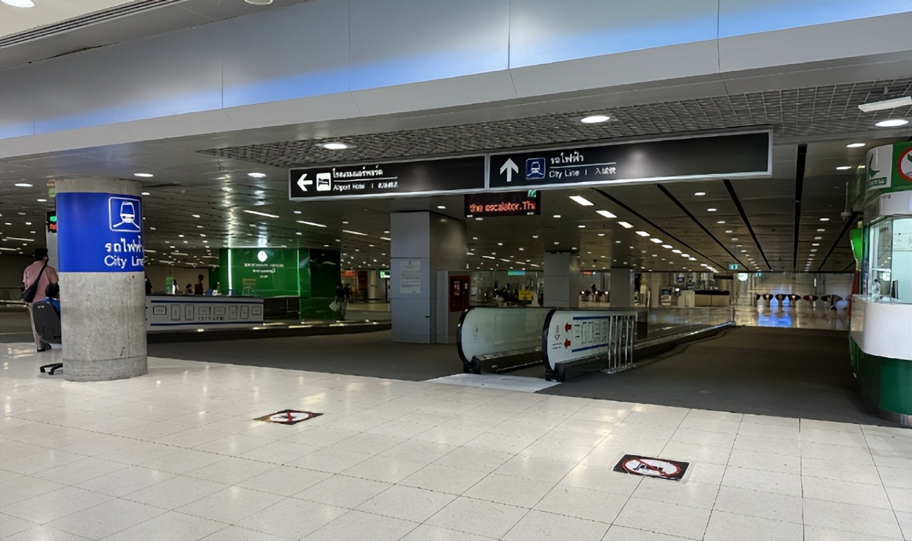 五一的泰国机场,泰国旅游现状机场空无一人