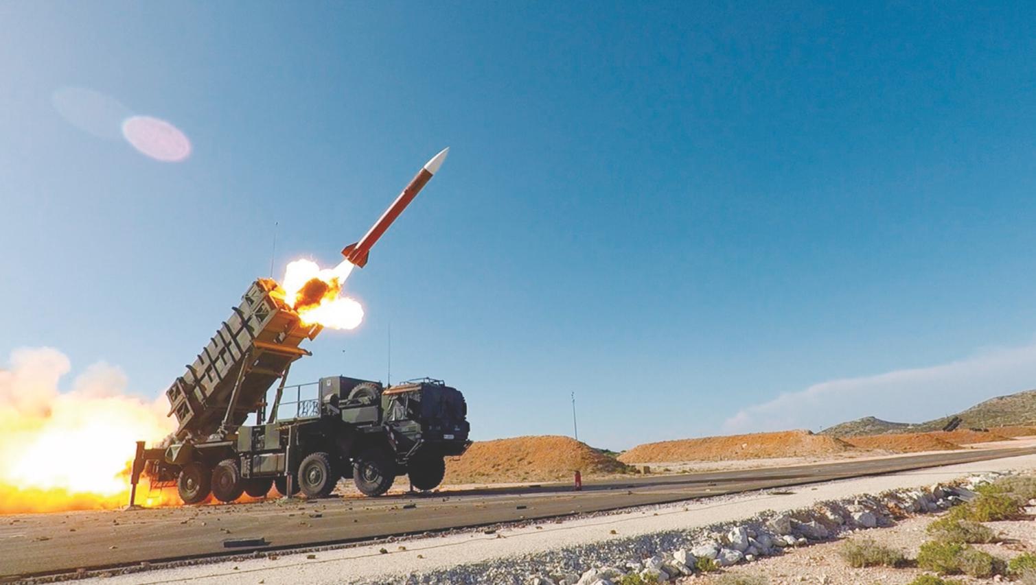 这是拿乌克兰寻开心，美国人宣布重磅军援，但到货时间是2024年底