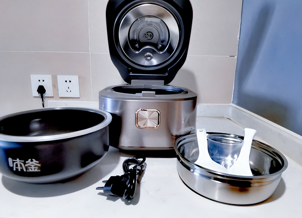 电饭煲贵的和便宜的有什么区别,100的电饭煲和500的电饭煲区别