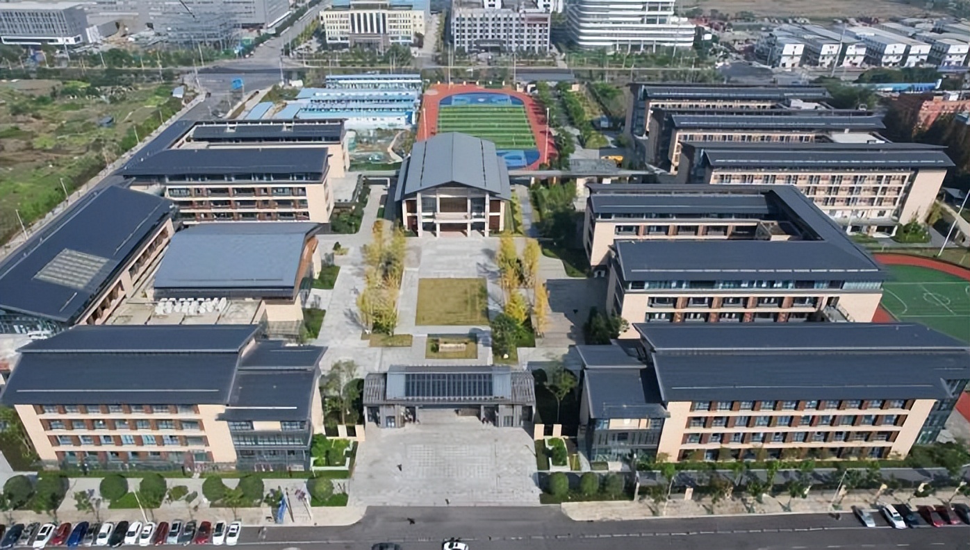 成都武侯外国语学校2022招生简章,2022年成都电子信息学校招生简章