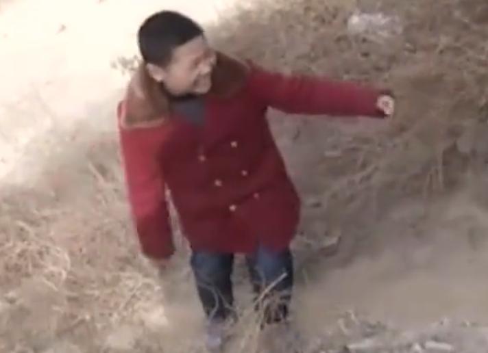 2016年，山西13岁女孩活成中年妇女，记者实地考察后直言太心疼