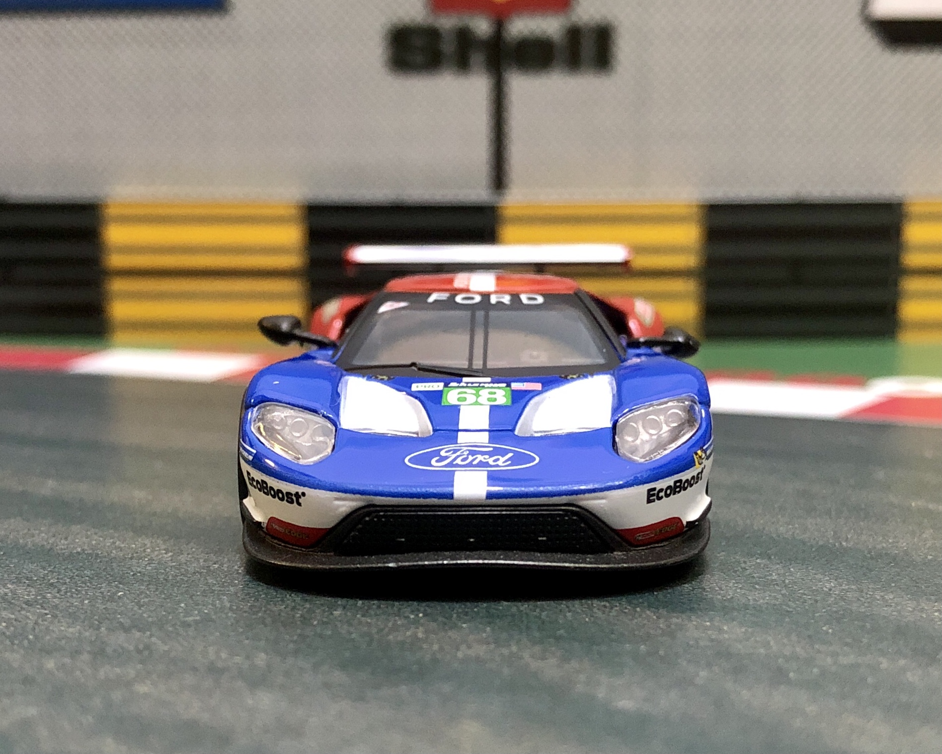 MINIGT的FordGTLM，真实的勒芒赛道传奇