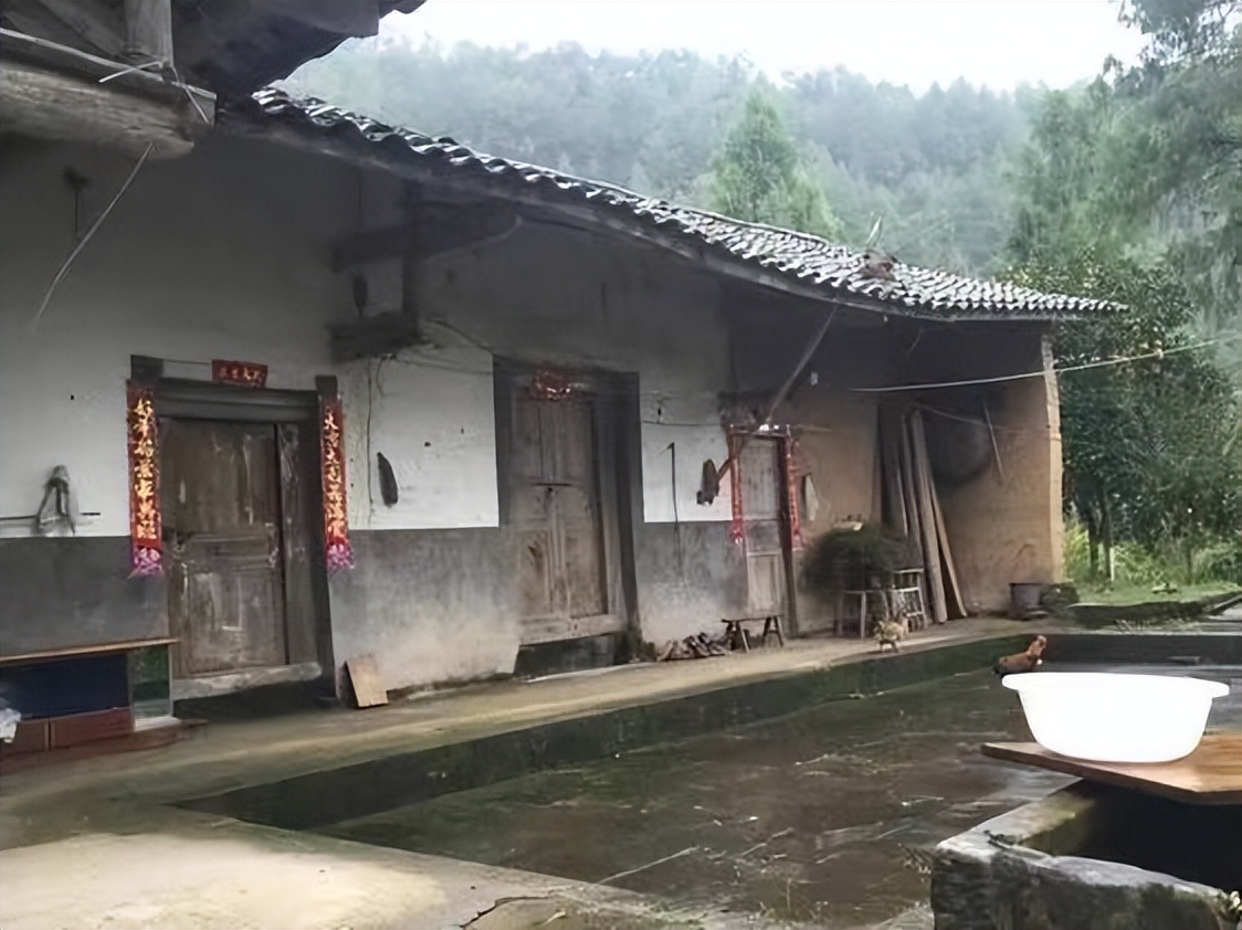 想做干果生意到哪里拿货便宜,农村怎么做干果生意