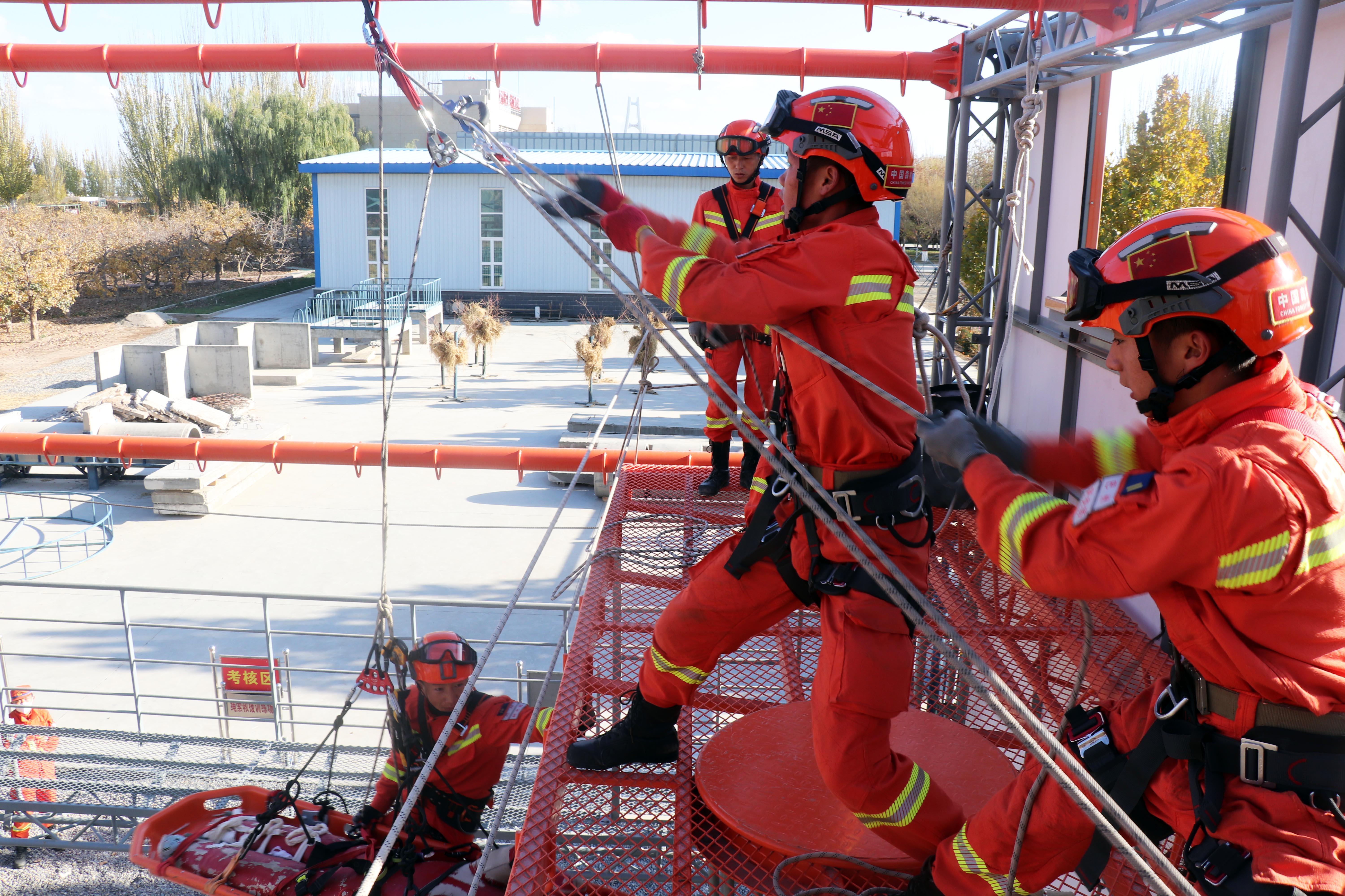 回顾盘点总结谋划凝心聚力开启新征程