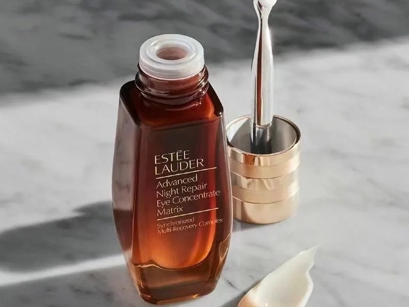 大牌眼精华哪家强？给大家总结几款，淡纹淡暗沉，你用过哪个呢