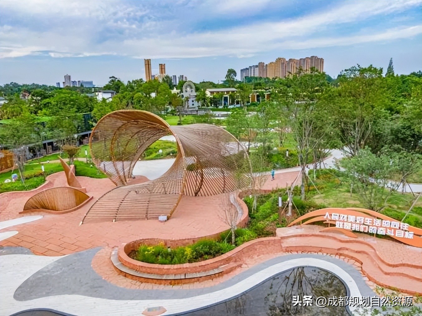 住在成都三环以内,住成都东站附近方便吗