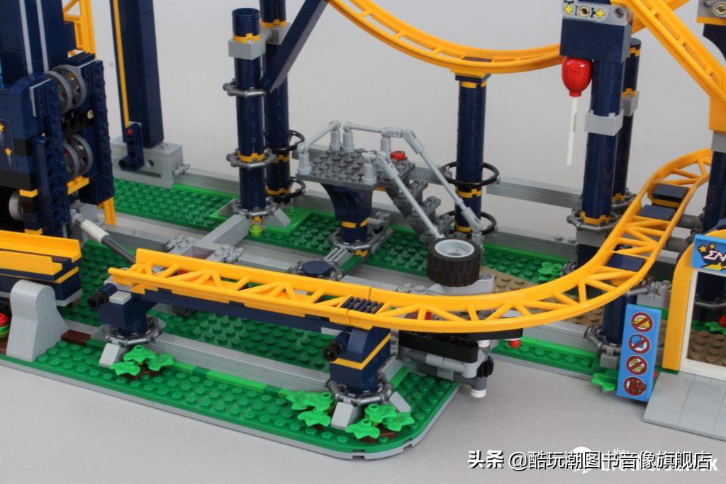 乐高翻滚过山车开箱并拼装,乐高过山车10303开箱