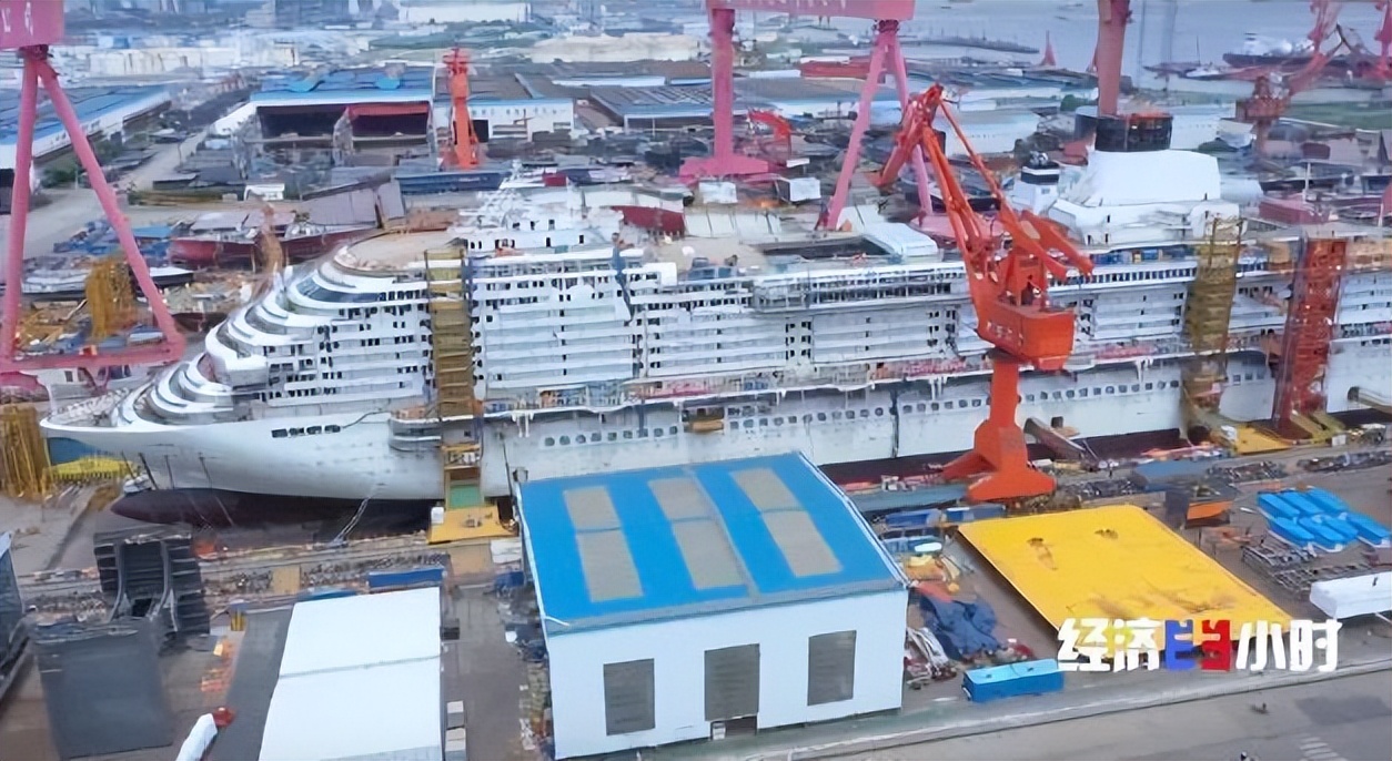 首艘国产大型邮轮将于年底交付,首艘国产大型邮轮2023年底下水