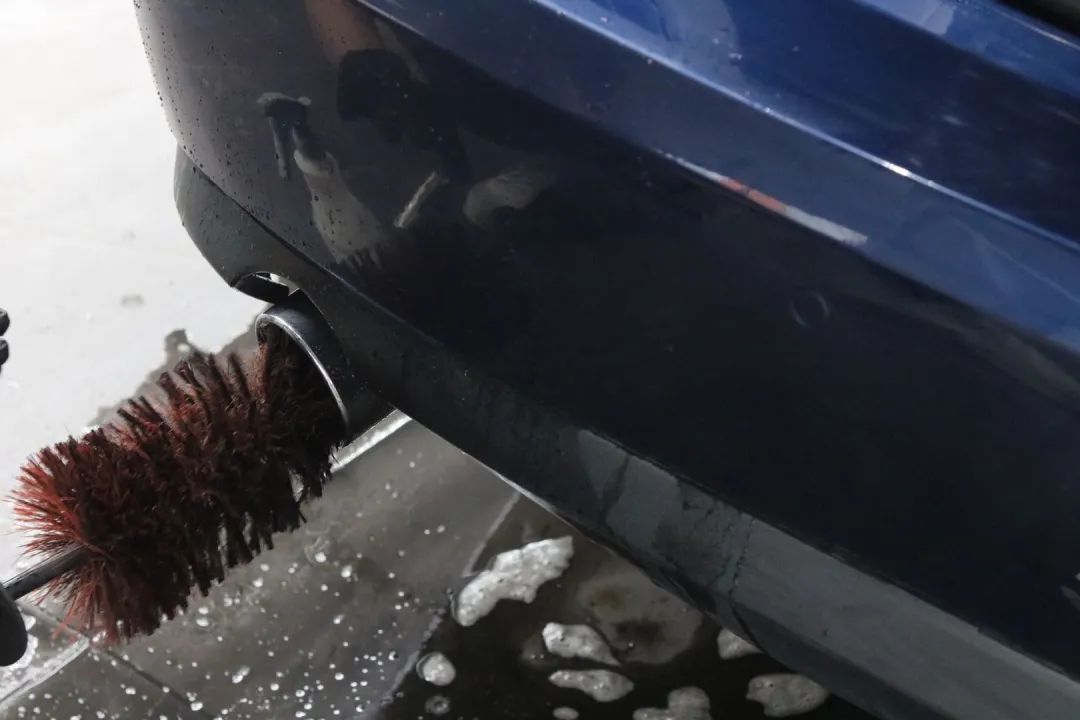 怪兽修车视频全集,13年宝马gt535升级新款内饰