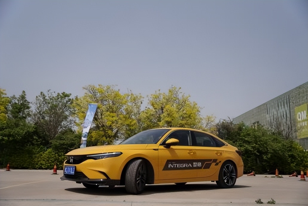 型格潮流版,广汽本田型格cvt尊享版试驾