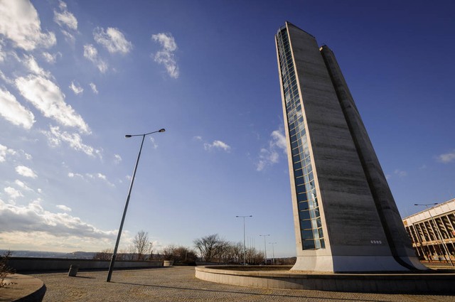 美国亿万富翁探索生命,美国捡瓶子成为百万富翁