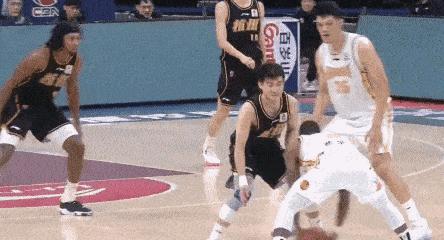 cba小个子外援,cba费尔德个人资料