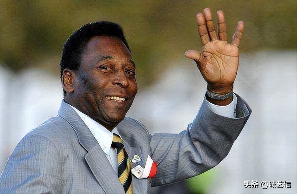 传奇落幕贝利,球王贝利照片高清剧照