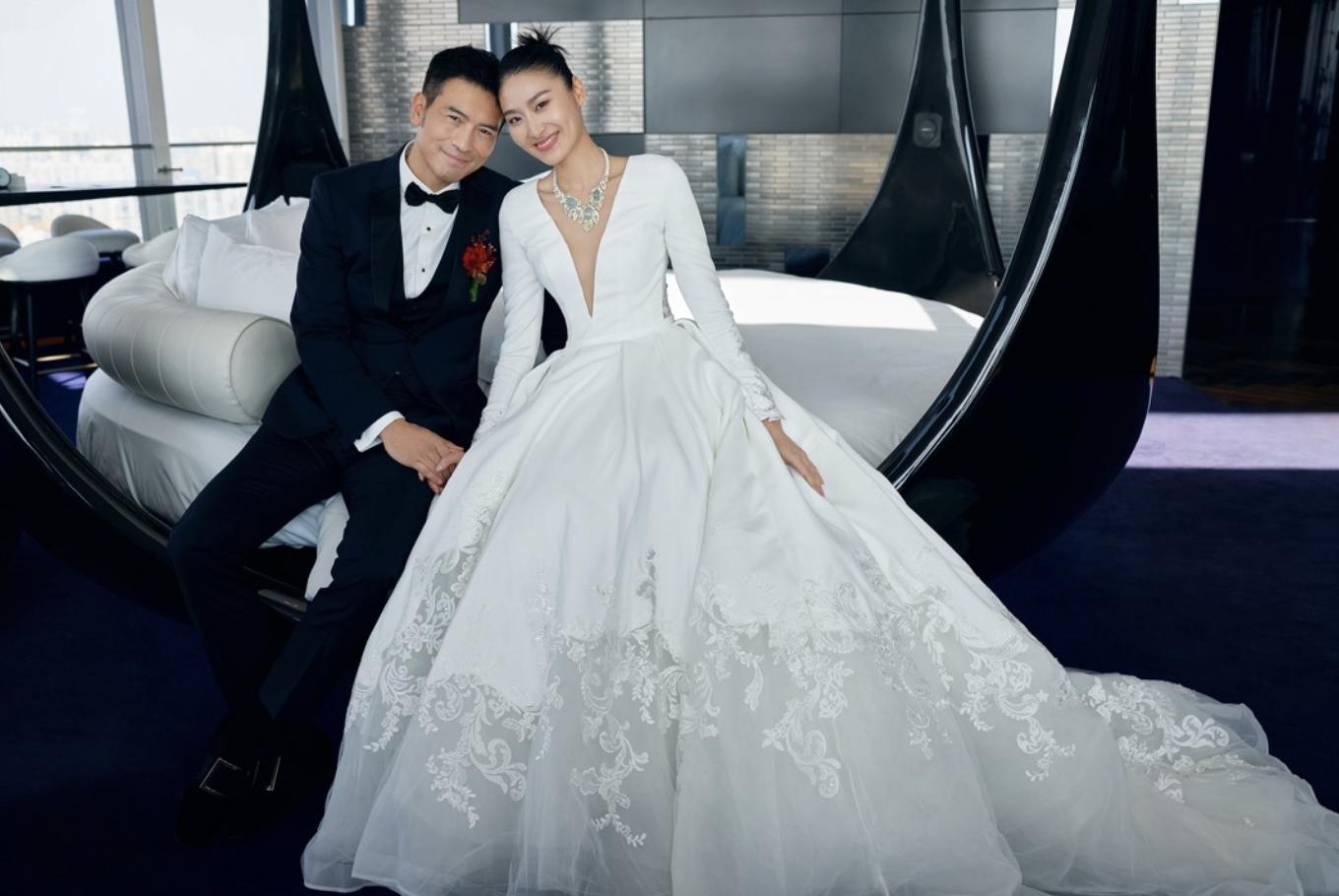 娱乐圈十大甜蜜婚礼亲吻,娱乐圈十对明星夫妻婚礼