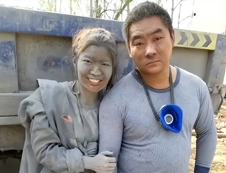 靠卖惨走红的水泥西施现状,水泥西施真实身份揭穿