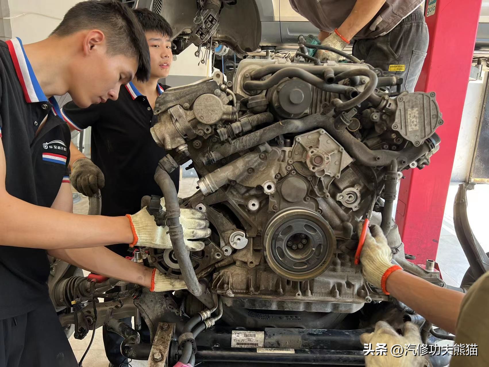 不坑穷人的好车视频,19款奥迪q73.0t烧机油大修全过程