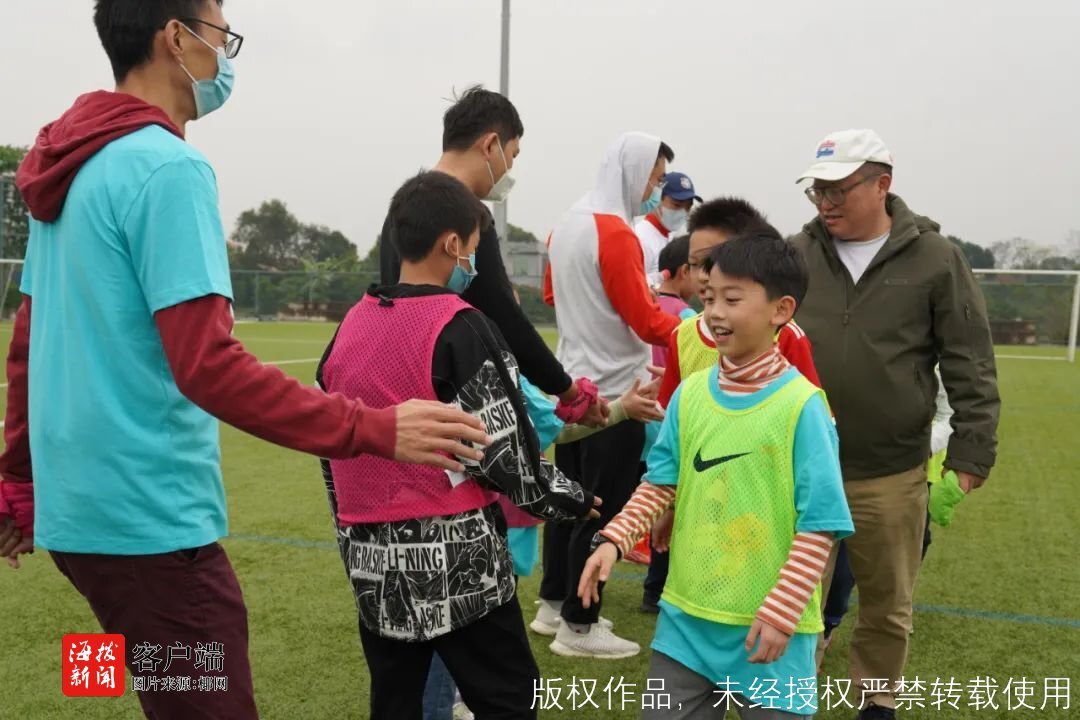 篮球乒乓球游泳夏令营,篮球训练营青少年体验课