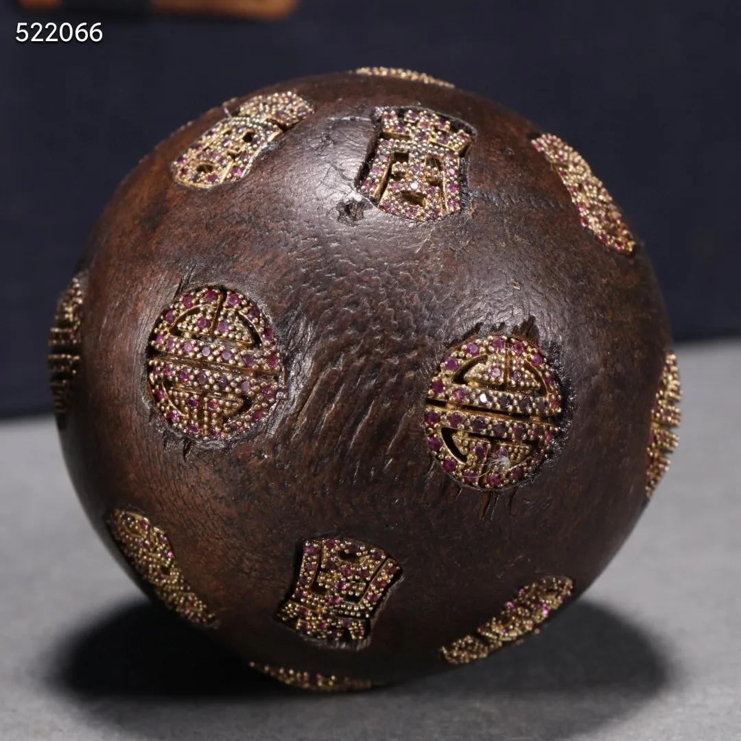 沉香手球包浆,清代镶银沉香珠