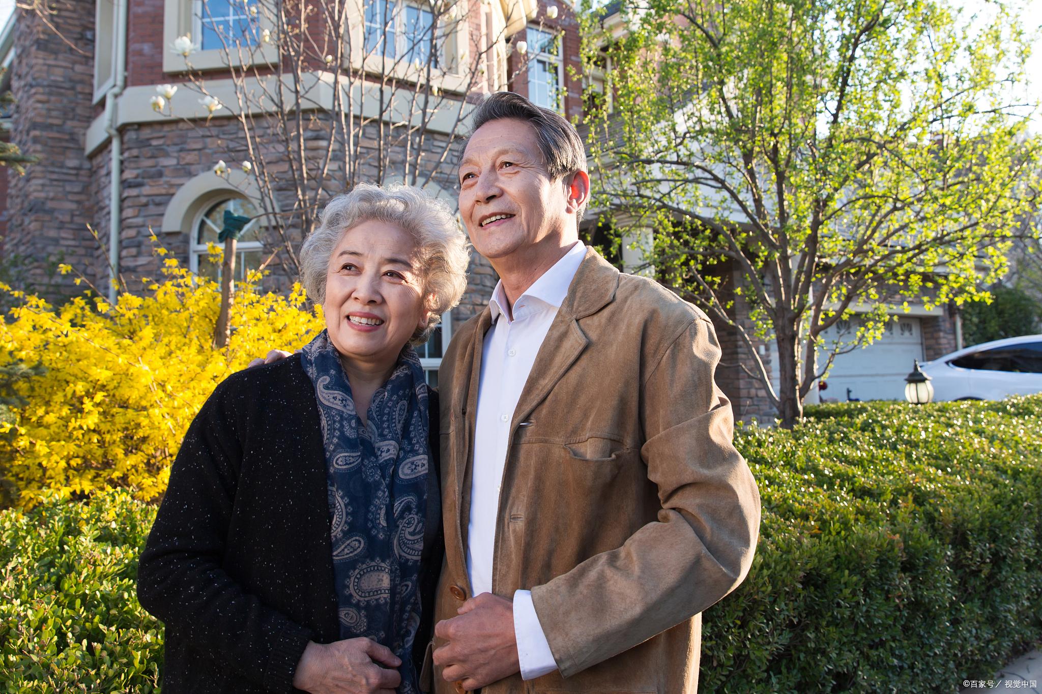 56岁风韵大妈相亲,55岁大妈相亲60岁大爷很满意