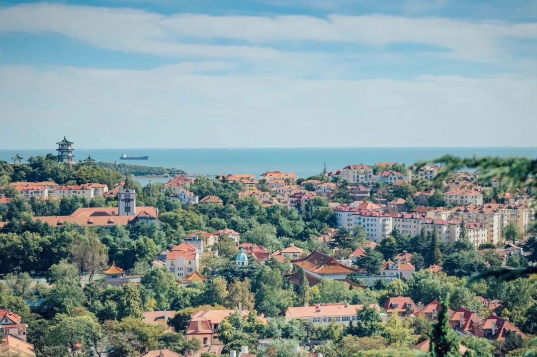 带你领略青岛最美的海滨风光,欣赏美丽的青岛风光